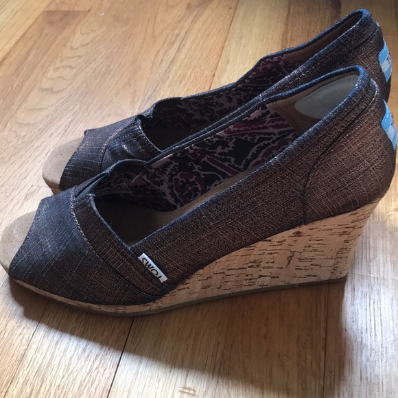 Toms Wedges - Picture 2 of 7